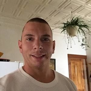 Meet your Posher, Denny